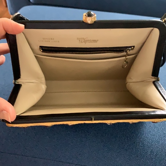 Bags by Supreme Vintage Leather Bag - Picture 9 of 16